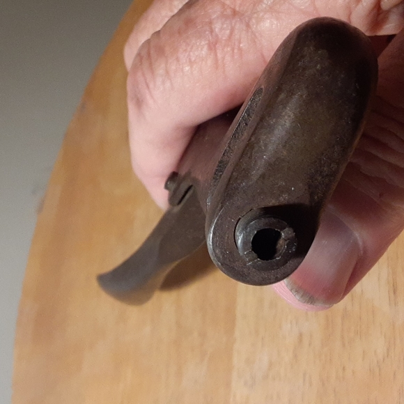 AD706 Apex vintage hole punch. - Picture 4 of 6